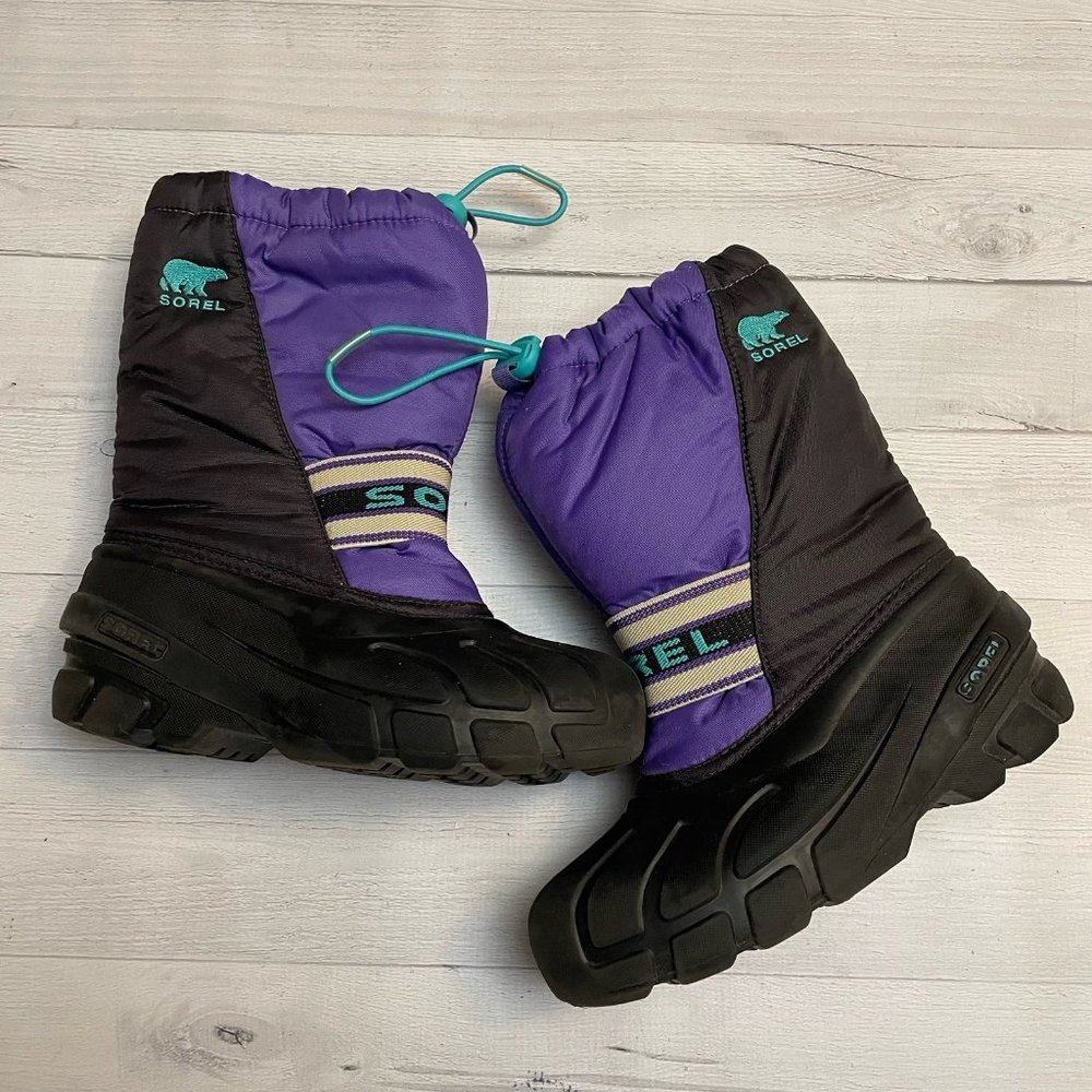 Sorel girls winter bootsβ size 2